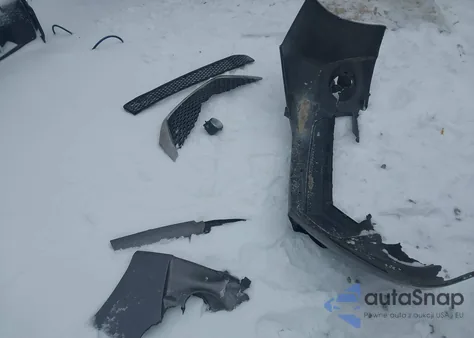 2015 Toyota Sienna Se 8 Passenger z USA, uszkodzony, nr VIN 5TDXK3DC5FS688680